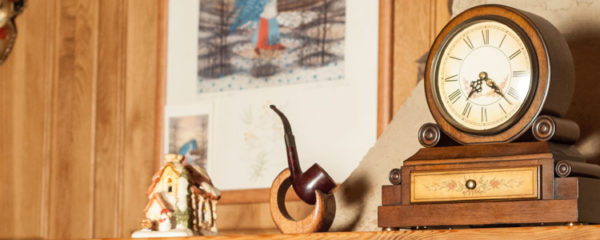 mantel clock